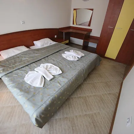 Aparthotel Poseidon - Menada